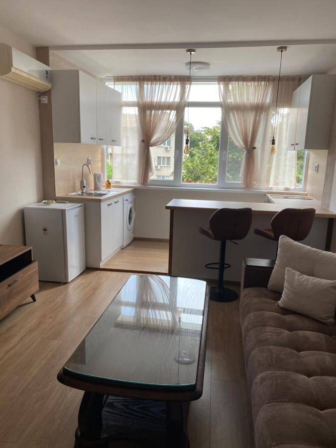 Rose Apartamento Karlovo Exterior foto